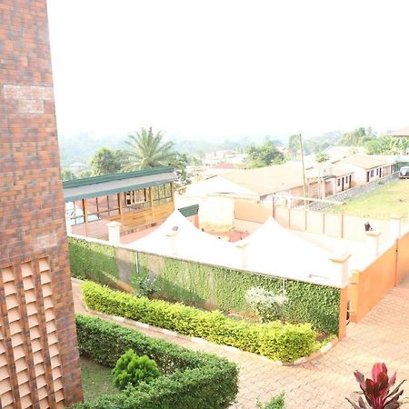Vegas House Apartment Yaounde Exterior photo